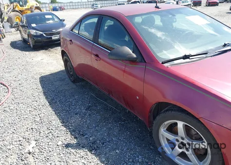 2008 Pontiac G6 Value Leader z USA, uszkodzony, nr VIN 1G2ZF57B284196798